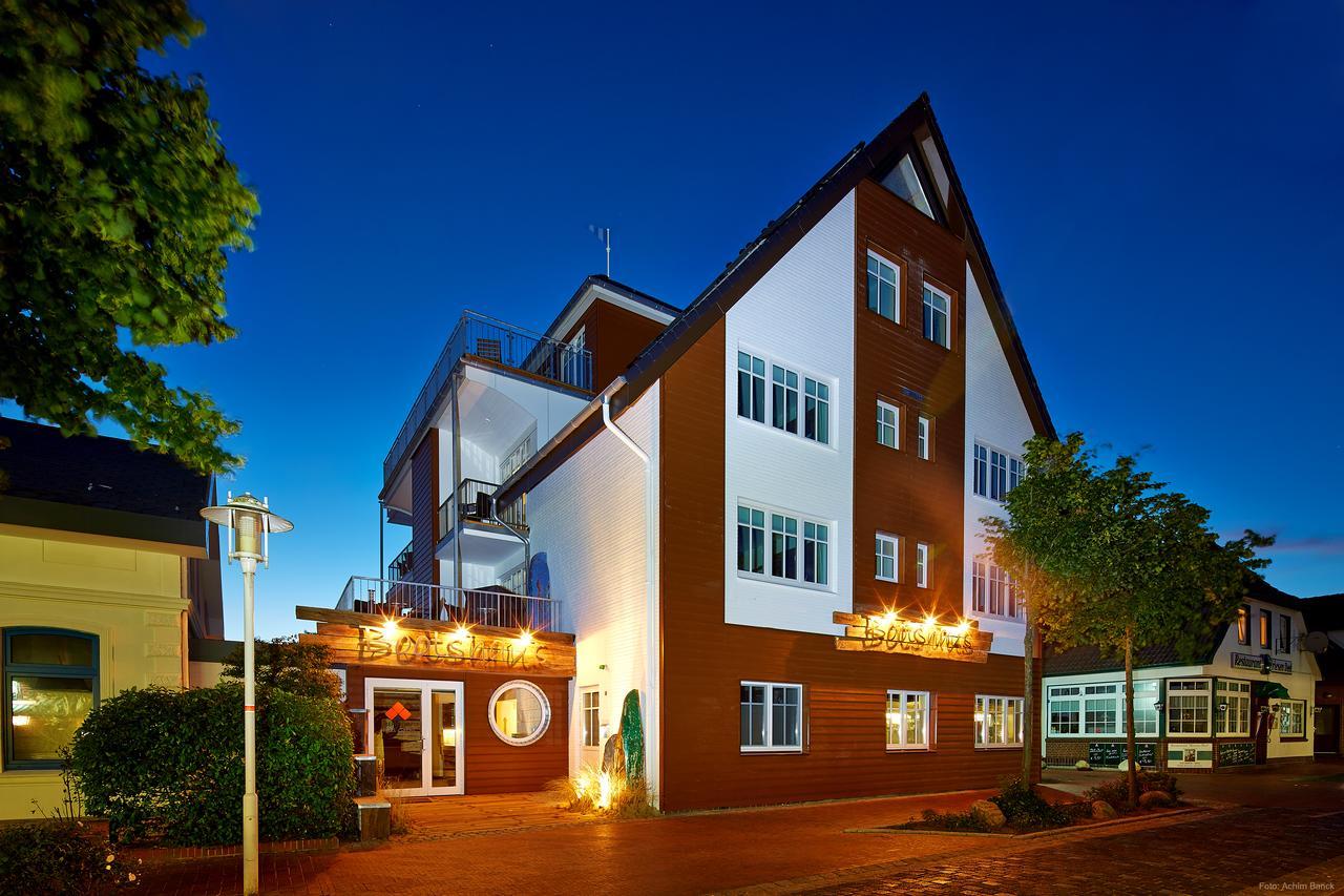 Bernstein-Hotel Bootshaus Büsum Esterno foto